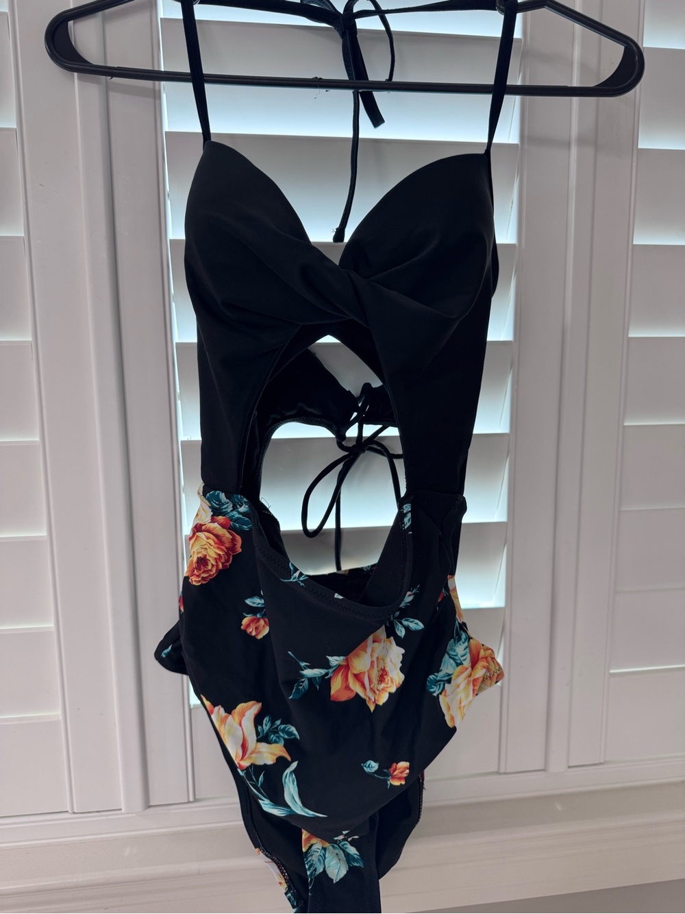 Cupshe Black One-Piece Swimsuit with Yellow & Peach Floral Print NWT